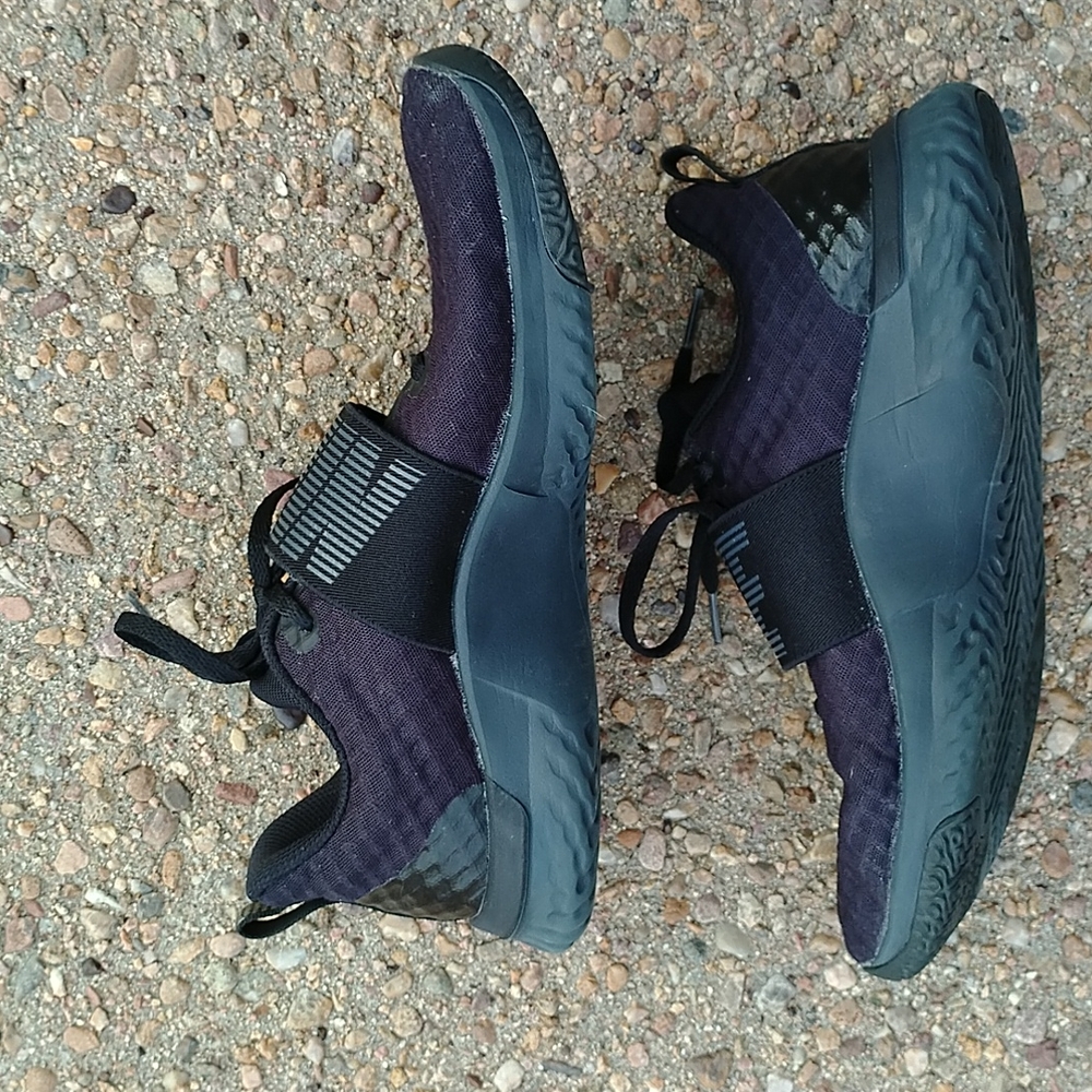 Nike renew black athletic sneakers running shoes women's 7.5 - Picture 9 of 10